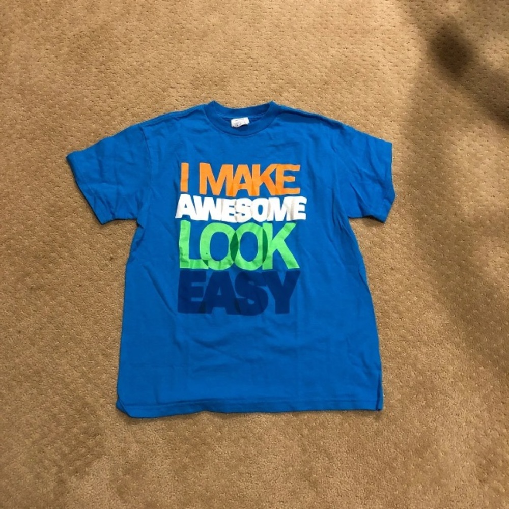 Short sleeve shirt